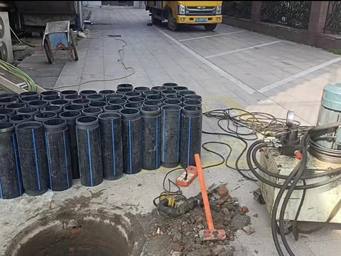 绿春PE置换管厂家 DN315置换管 非开挖管短管置换